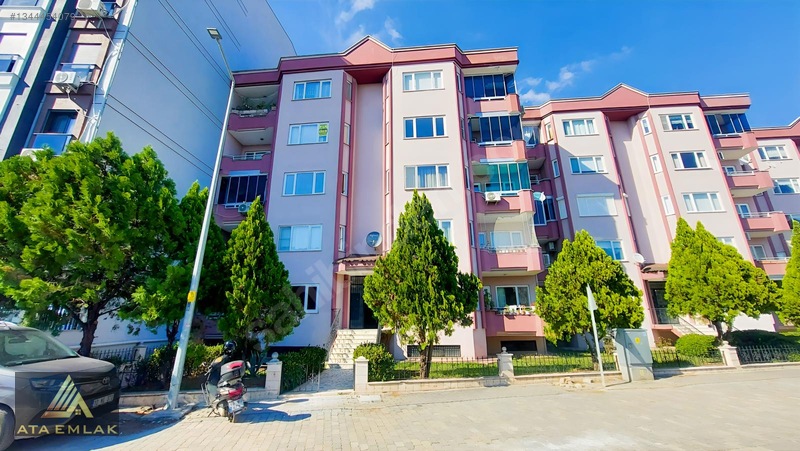 Avlu Manzaralı Kiralık 3+1