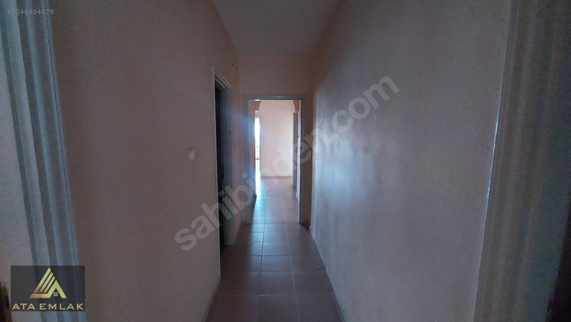 Avlu Manzaralı Kiralık 3+1 — fotoğraf 18