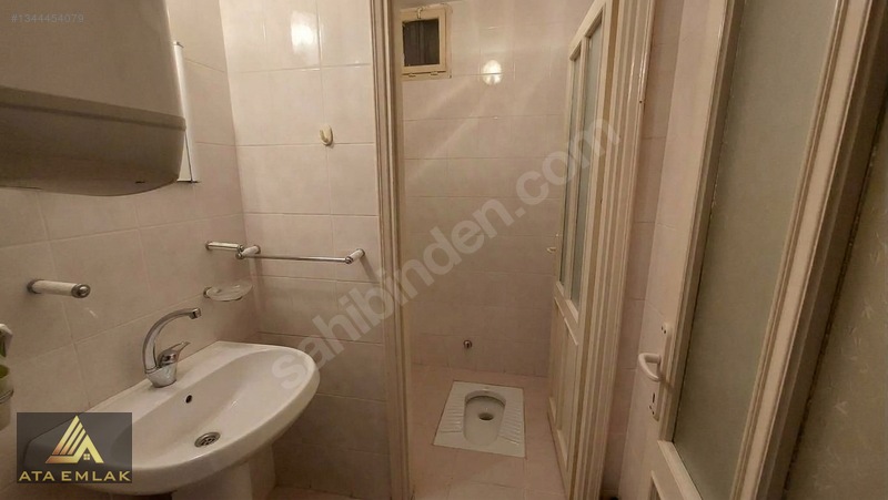Avlu Manzaralı Kiralık 3+1 — fotoğraf 21