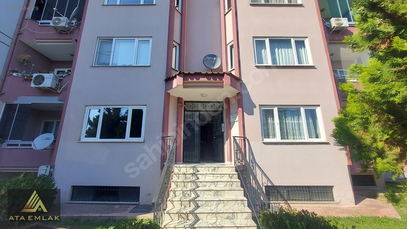 Avlu Manzaralı Kiralık 3+1 — fotoğraf 31