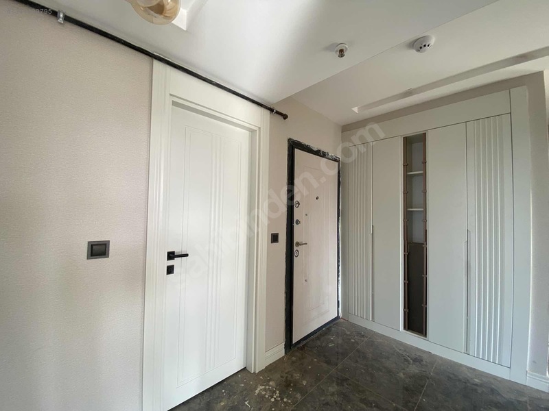 Kadın Doğum Hastahanesi Yanı Havuzlu 2.5+1 Satılık Daire — fotoğraf 14