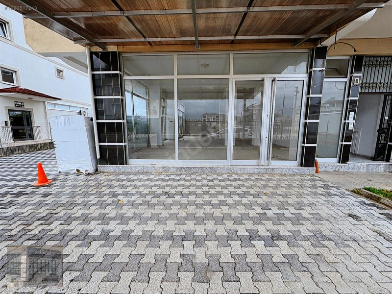 Golf Emlak'tan Satılık Seyfettin İnce Cad. Üzeri 120 M2 Dükkan — fotoğraf 3