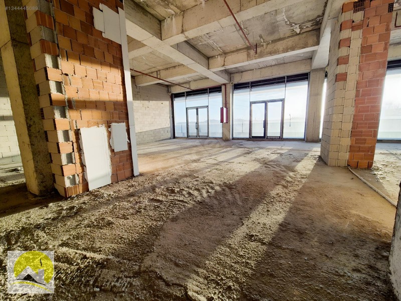 Metro Dibinde Araba Takaslı 55 M2 Satılık İşyeri — fotoğraf 6