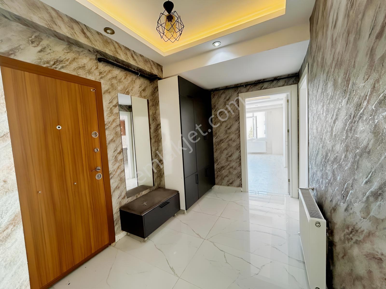 Roma Gayrimenkul'den Seyrantepe'de 2+1 Ara Kat Satılık Daire — fotoğraf 4