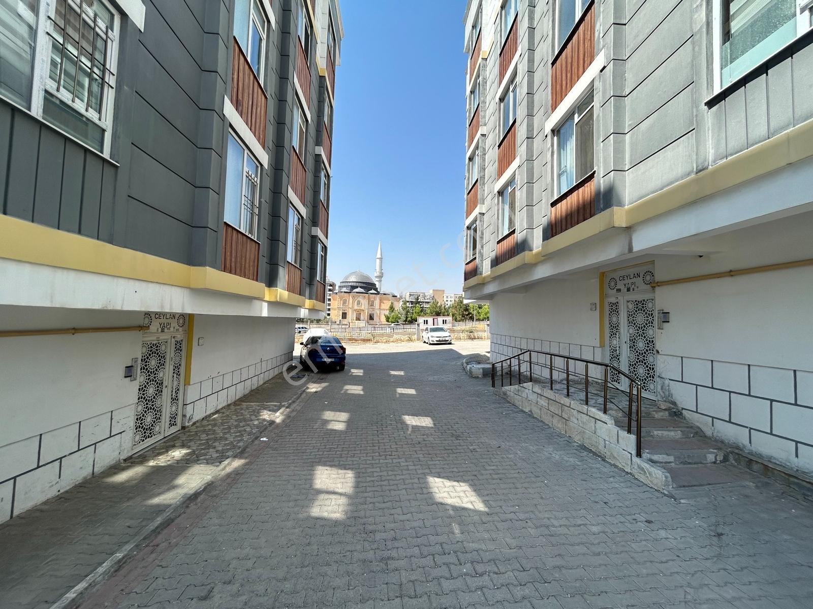 Roma Gayrimenkul'den Seyrantepe'de 2+1 Ara Kat Satılık Daire — fotoğraf 24