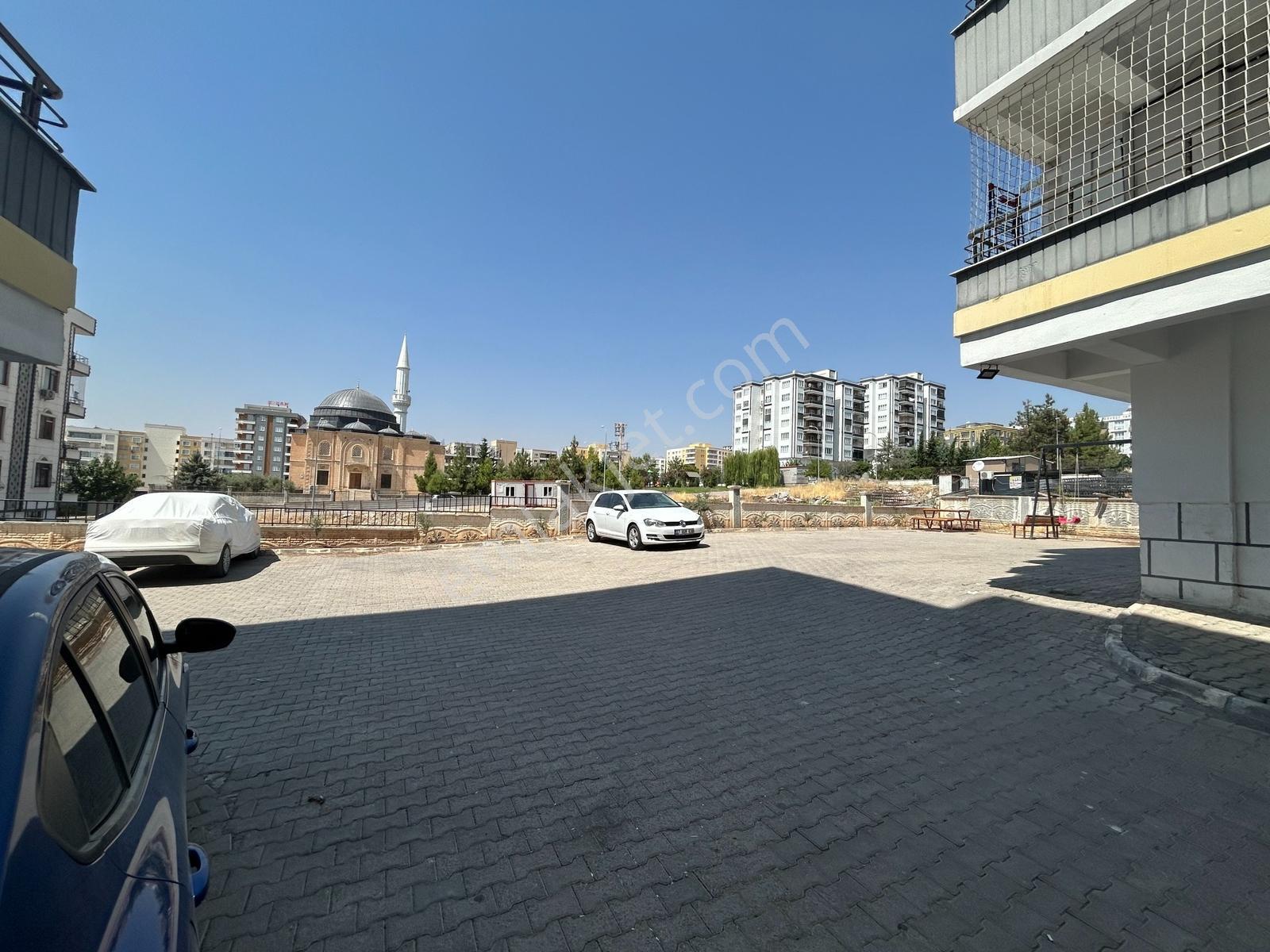 Roma Gayrimenkul'den Seyrantepe'de 2+1 Ara Kat Satılık Daire — fotoğraf 25