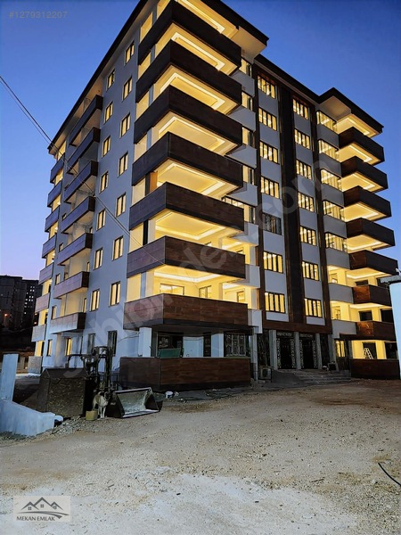 Kahvelipınar-yeni Yaşam Alanında Satılık 3+1 Sıfır Daire 180 M2 — fotoğraf 2