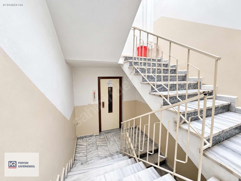 Yıldırım Teferrüç Mahalle Satılık Manzaralı Teraslı 3+1 Daire — fotoğraf 26