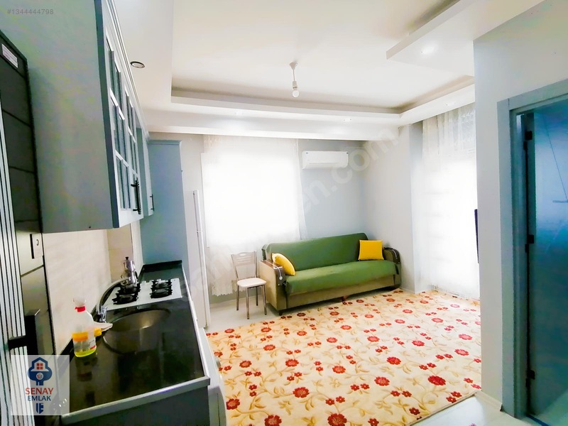 Erguvan Caddesinde Fırına Markete Ulaşıma Yakın Full Eşyalı 1+1 — fotoğraf 3