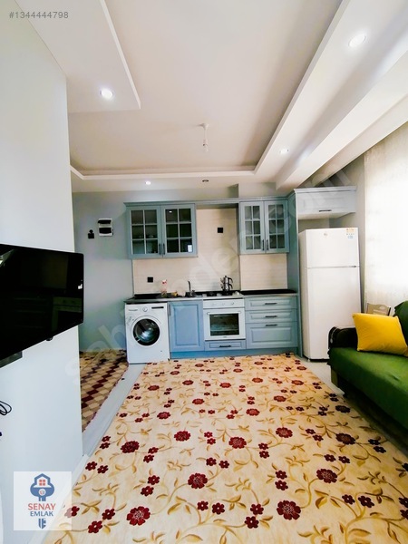 Erguvan Caddesinde Fırına Markete Ulaşıma Yakın Full Eşyalı 1+1 — fotoğraf 6
