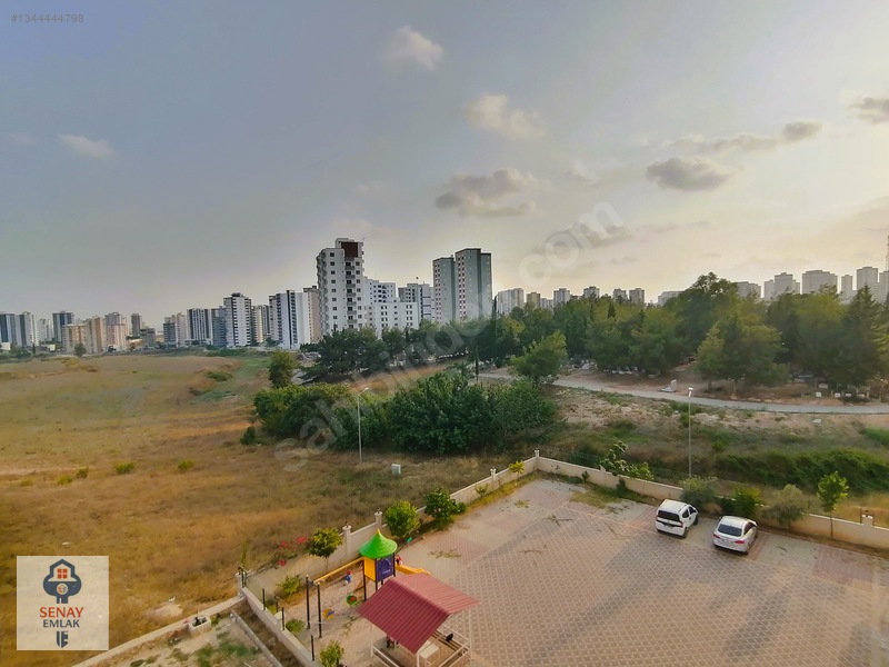 Erguvan Caddesinde Fırına Markete Ulaşıma Yakın Full Eşyalı 1+1 — fotoğraf 8