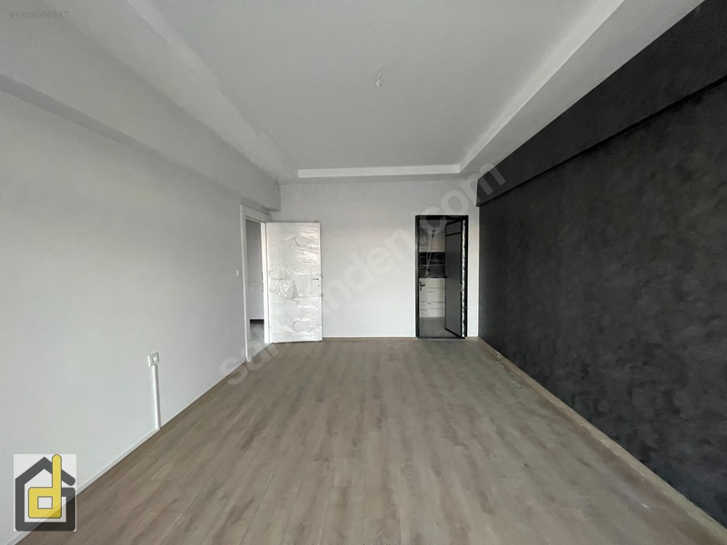 Ataşehir Mah'de İmam Efendi Bulv.da Sitenin En Güzel 3+1 Dairesi — fotoğraf 3