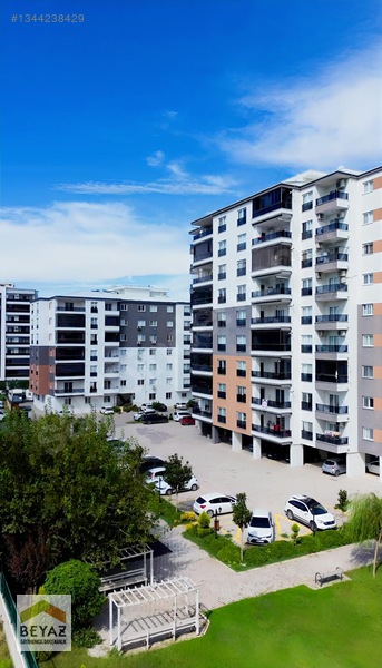 Beyaz- Fakıuşagı Mah Site İçerisinde 4+1 200m2 Kiralık Daire — fotoğraf 4