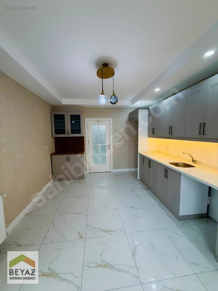 Beyaz- Fakıuşagı Mah Site İçerisinde 4+1 200m2 Kiralık Daire — fotoğraf 10