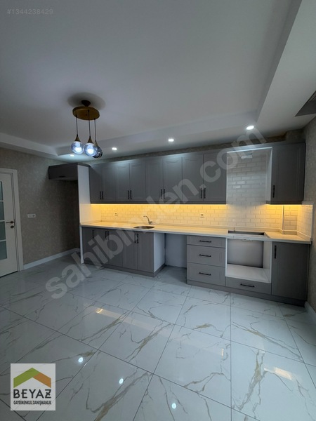 Beyaz- Fakıuşagı Mah Site İçerisinde 4+1 200m2 Kiralık Daire — fotoğraf 13