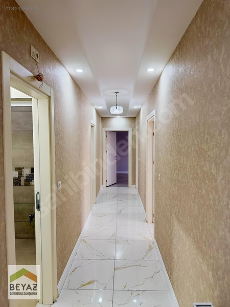 Beyaz- Fakıuşagı Mah Site İçerisinde 4+1 200m2 Kiralık Daire — fotoğraf 17