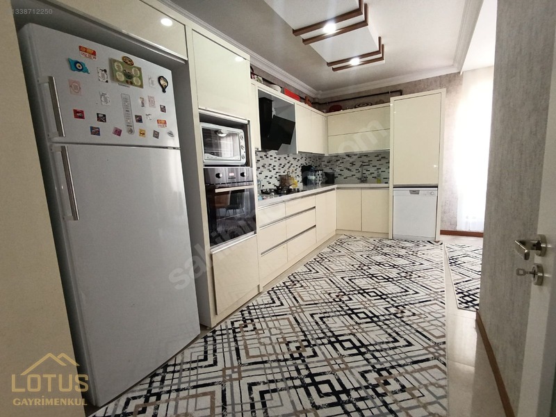 Lotus'Dan Hasas Mahallesi Site İçerisinde Lüx 3+1 Ön Cephe