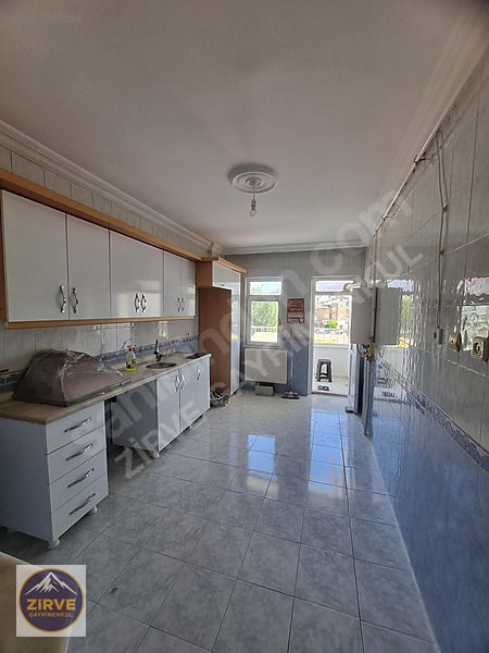 Zirve'den Gez Mah.'de İnönü Okulu Yanında Kiralık 3+1 Daire — fotoğraf 2