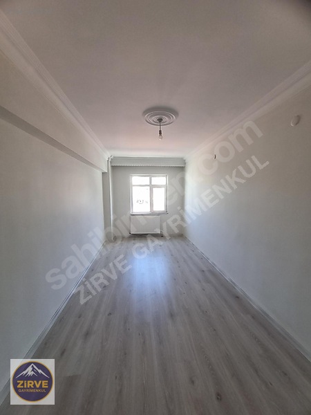 Zirve'den Gez Mah.'de İnönü Okulu Yanında Kiralık 3+1 Daire — fotoğraf 6