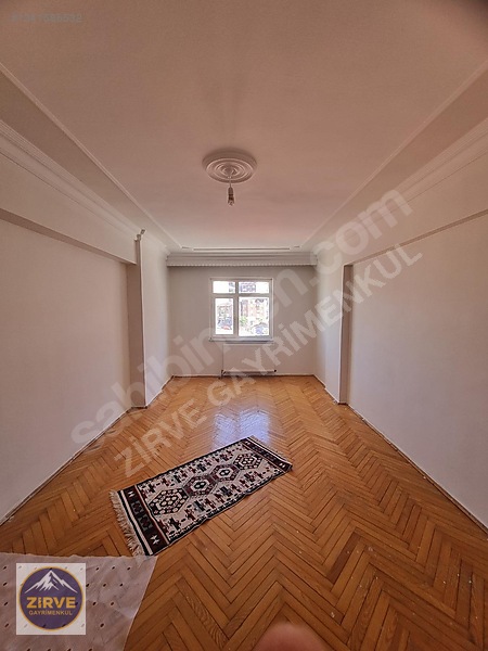 Zirve'den Gez Mah.'de İnönü Okulu Yanında Kiralık 3+1 Daire — fotoğraf 7
