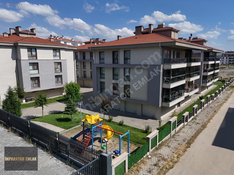 [ İmparator ] Batıkent'te Site İçi Ö.garajlı Geniş Lüks 3+1 — fotoğraf 2