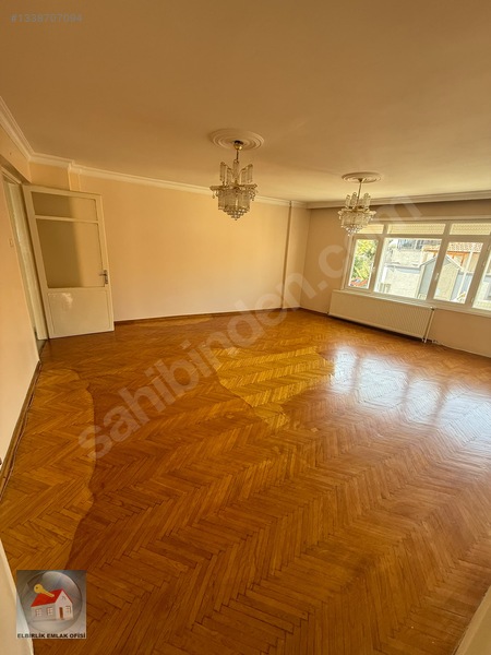 Balçova Korutürk Mah. Avantajlı Konumda Kiralık Ferah 3+1 Daire — fotoğraf 5