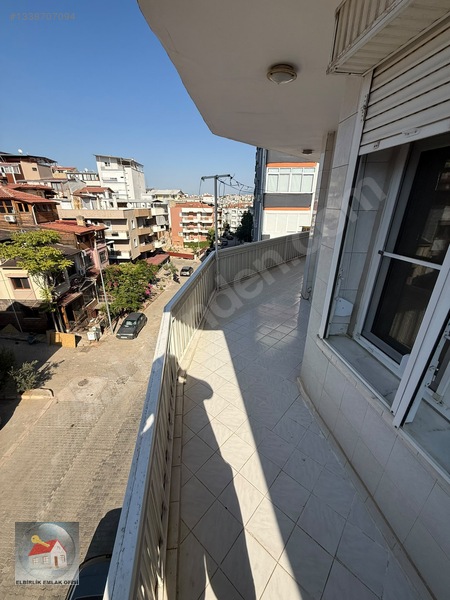 Balçova Korutürk Mah. Avantajlı Konumda Kiralık Ferah 3+1 Daire — fotoğraf 9