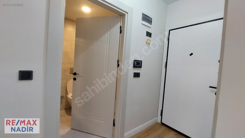 Remaxnadir'den Hastane Karşısı Aksu Plazada Satılık 1+1 — fotoğraf 9