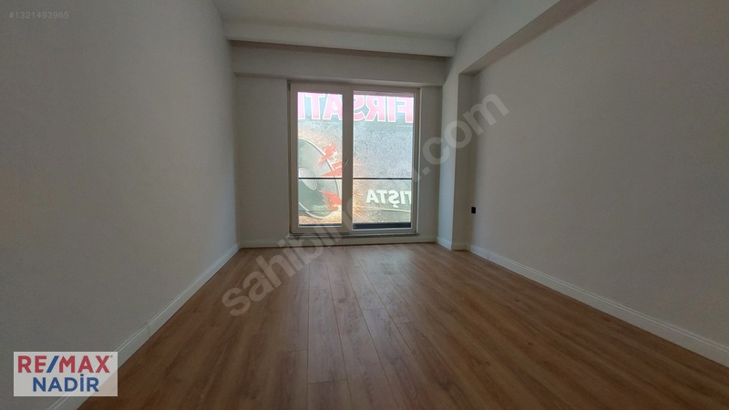 Remaxnadir'den Hastane Karşısı Aksu Plazada Satılık 1+1 — fotoğraf 11