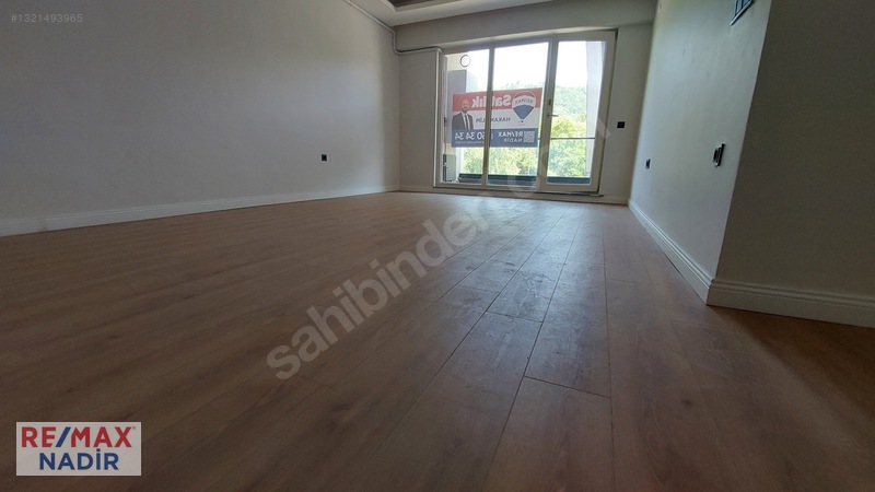 Remaxnadir'den Hastane Karşısı Aksu Plazada Satılık 1+1 — fotoğraf 13