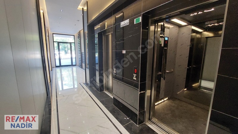 Remaxnadir'den Hastane Karşısı Aksu Plazada Satılık 1+1 — fotoğraf 21