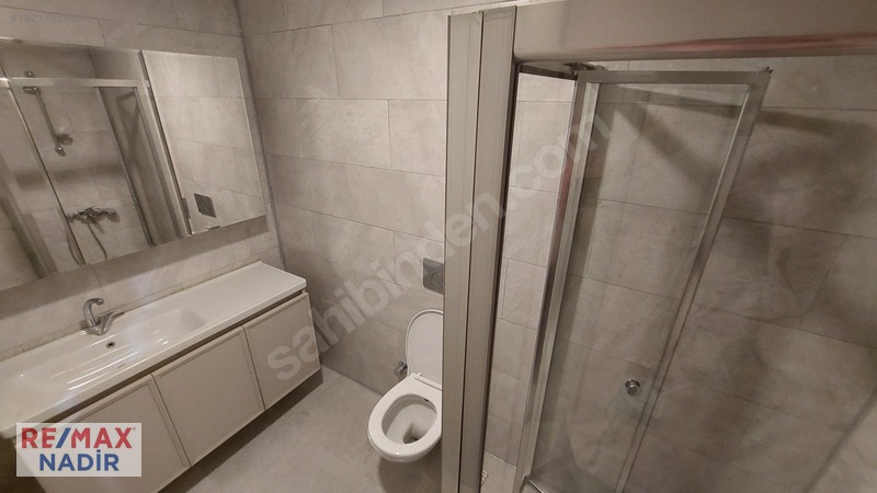 Remaxnadir'den Hastane Karşısı Aksu Plazada Satılık 1+1 — fotoğraf 26