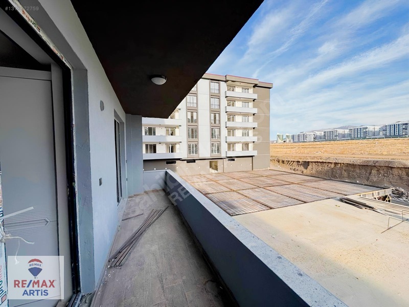 Remax Artis'ten Bilkent Karşısında Satılık 4+1 Daire — fotoğraf 4