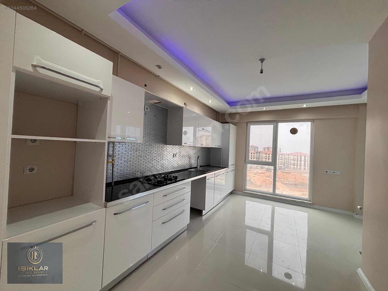 Enes Işık'Tan Bostanbaşı Ana Cadde Üzerinde 4+1 Yapılı Daire