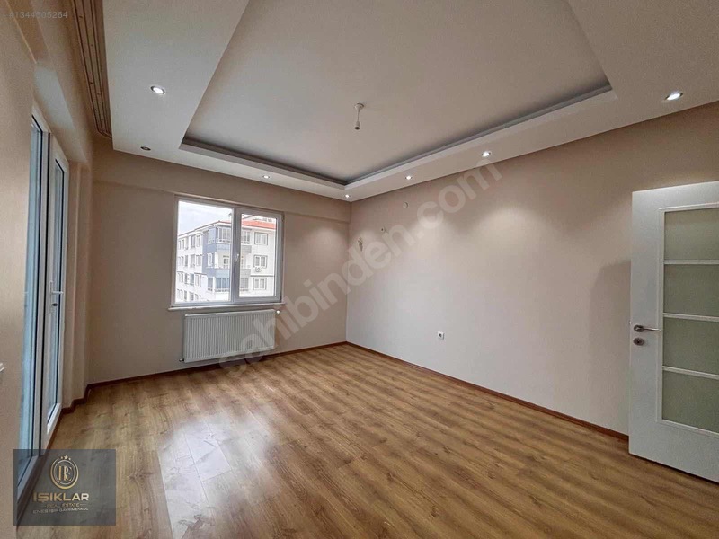 Enes Işık'tan Bostanbaşı Ana Cadde Üzerinde 4+1 Yapılı Daire — fotoğraf 15
