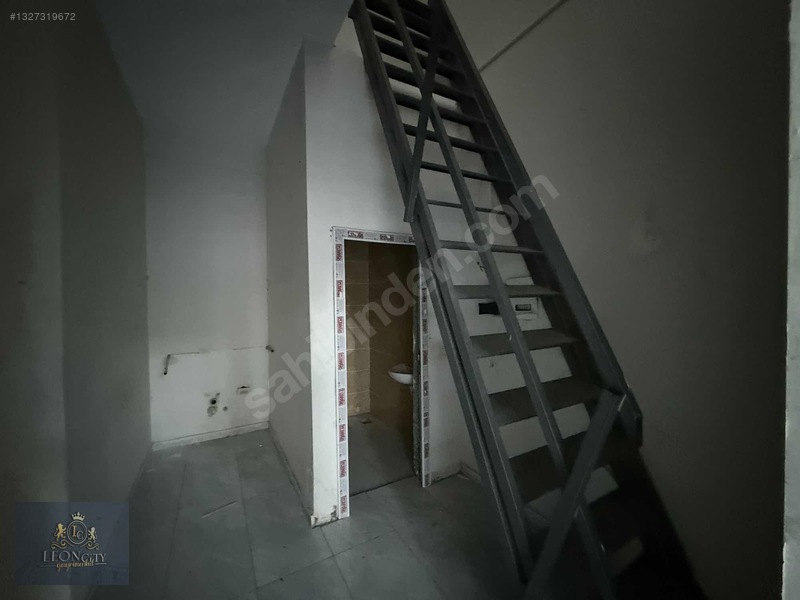Şehir Hastanesi Acil Karşısı Dükkan — fotoğraf 12