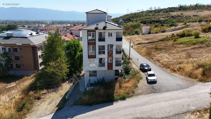Akg| Üniversite Mevkii Doğa Manzaralı Kiracısız Satılık 1+1! — fotoğraf 5