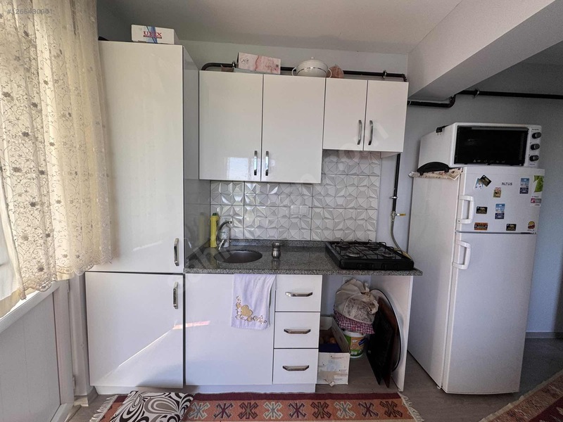 Akg| Üniversite Mevkii Doğa Manzaralı Kiracısız Satılık 1+1! — fotoğraf 16