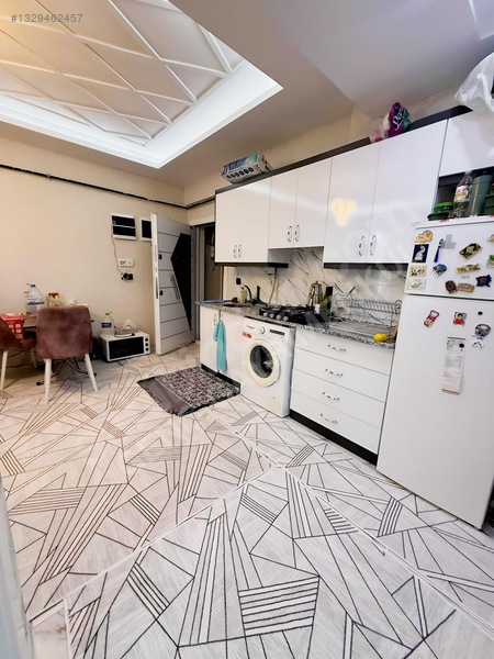Genç Gayrimenkulden Üniversite Karşısı Kira Getirili 1+1 Daire — fotoğraf 5