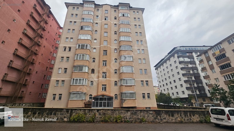 Remax İlke'Den Yıldızkent'Te 3+1 Ara Kat Kiralık Daire