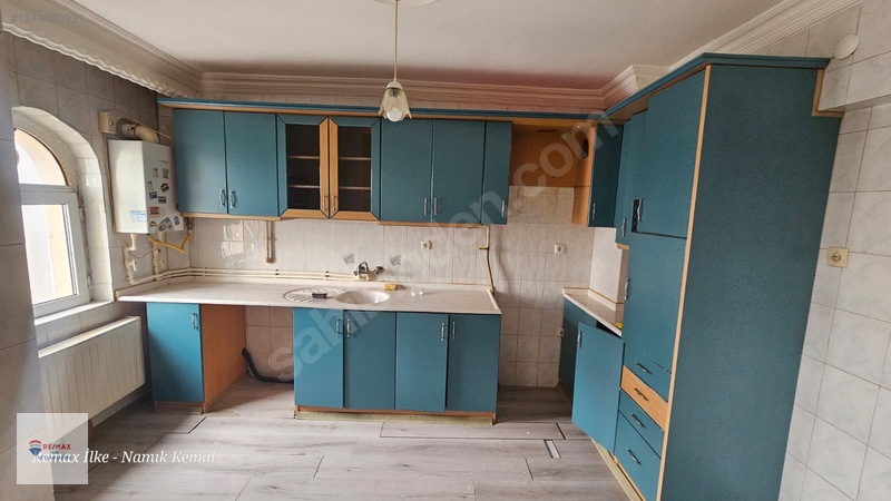 Remax İlke'den Yıldızkent'te 3+1 Ara Kat Kiralık Daire — fotoğraf 2