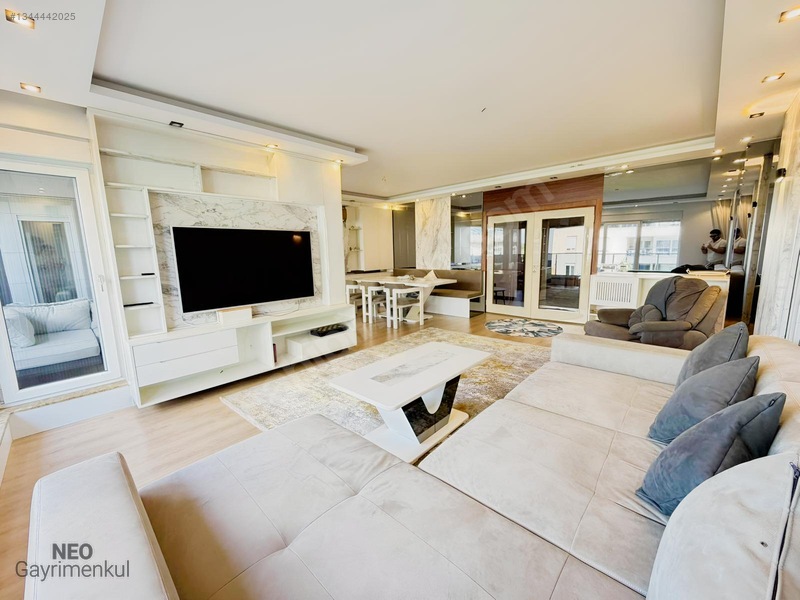 Full Özelikli Sitede Full Eşyalı 4+1 Kiralık Daire — fotoğraf 14