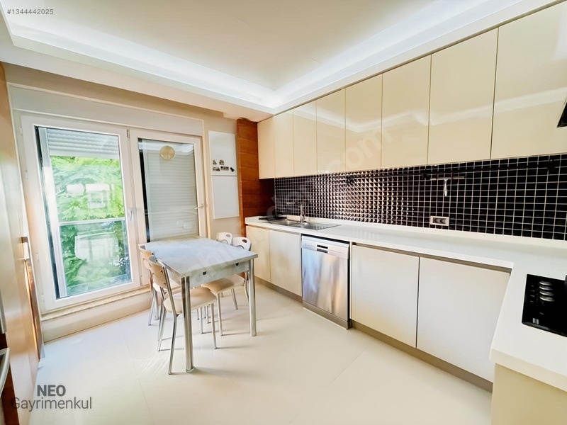 Full Özelikli Sitede Full Eşyalı 4+1 Kiralık Daire — fotoğraf 23