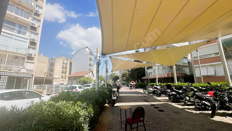 Karşıyaka İzban Yakını Cadde Üstü Dükkan — fotoğraf 2