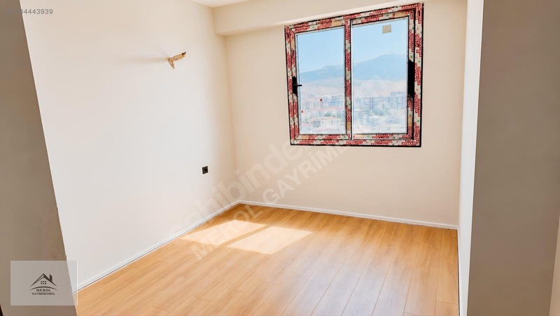 Menemen Uğur Mumcuda Yerden Isıtmalı 2+1 Kiralık Daire — fotoğraf 7