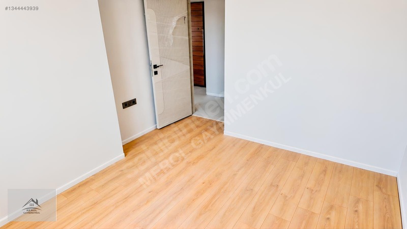 Menemen Uğur Mumcuda Yerden Isıtmalı 2+1 Kiralık Daire — fotoğraf 12