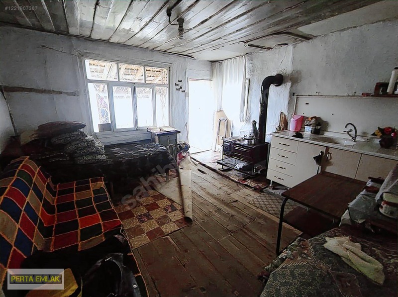 Tokat Niksar Merkez De Bina Tapu Sahibi Perta Emlak Ümit Tahmaz — fotoğraf 6