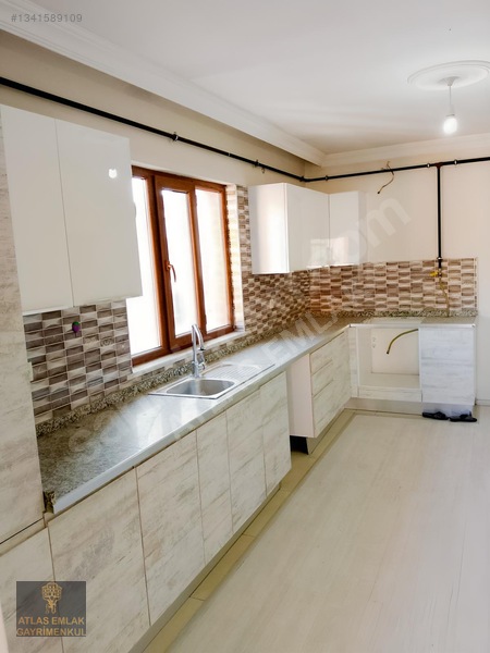 Atlas'tan Lokman Hekim Hastahanesi Civarı Kiralık 3+1 Daire — fotoğraf 5