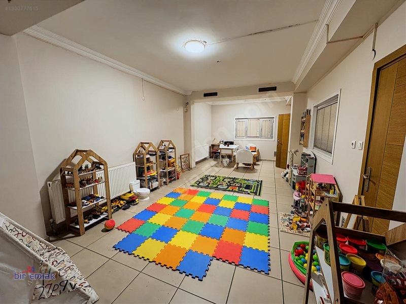 Bir Emlak Kuyumcuzade Blv. Cepheli 400 M2 Satılık Ofis — fotoğraf 5