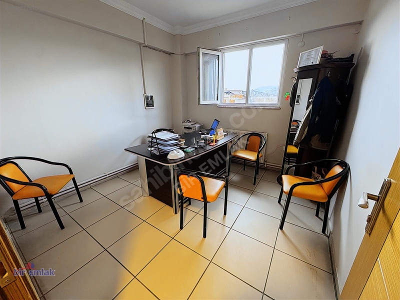 Bir Emlak Kuyumcuzade Blv. Cepheli 400 M2 Satılık Ofis — fotoğraf 7